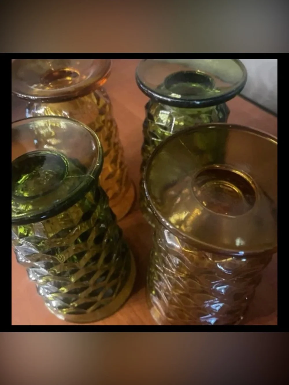 Vintage MCM Indiana Whitehall Cubist 4 Footed Glasses Avacado Green Amber